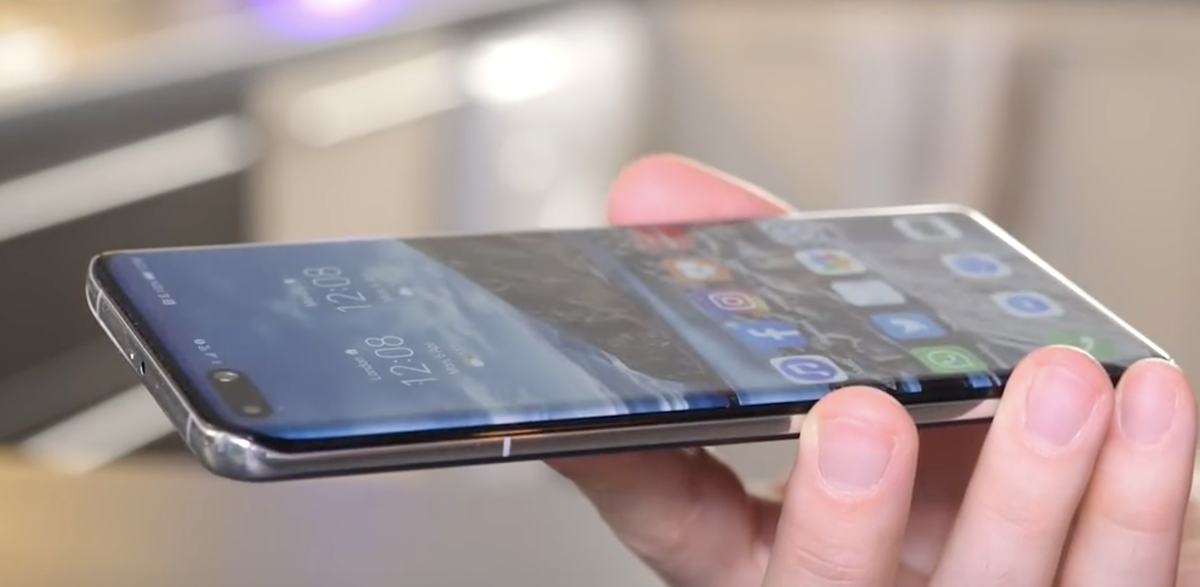 Дисплей Huawei P40 Pro не имеет боковых граней