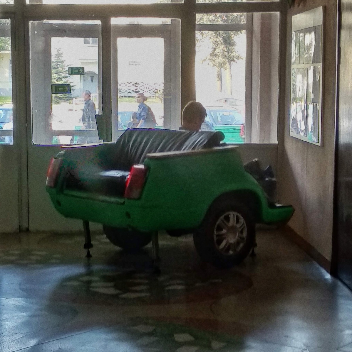 Универ может удивлять (:
Собственный архив. Специально для Дзен.