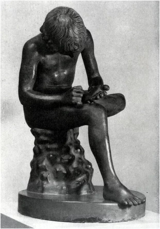 Почему на статуях древних греков герои обнажены?