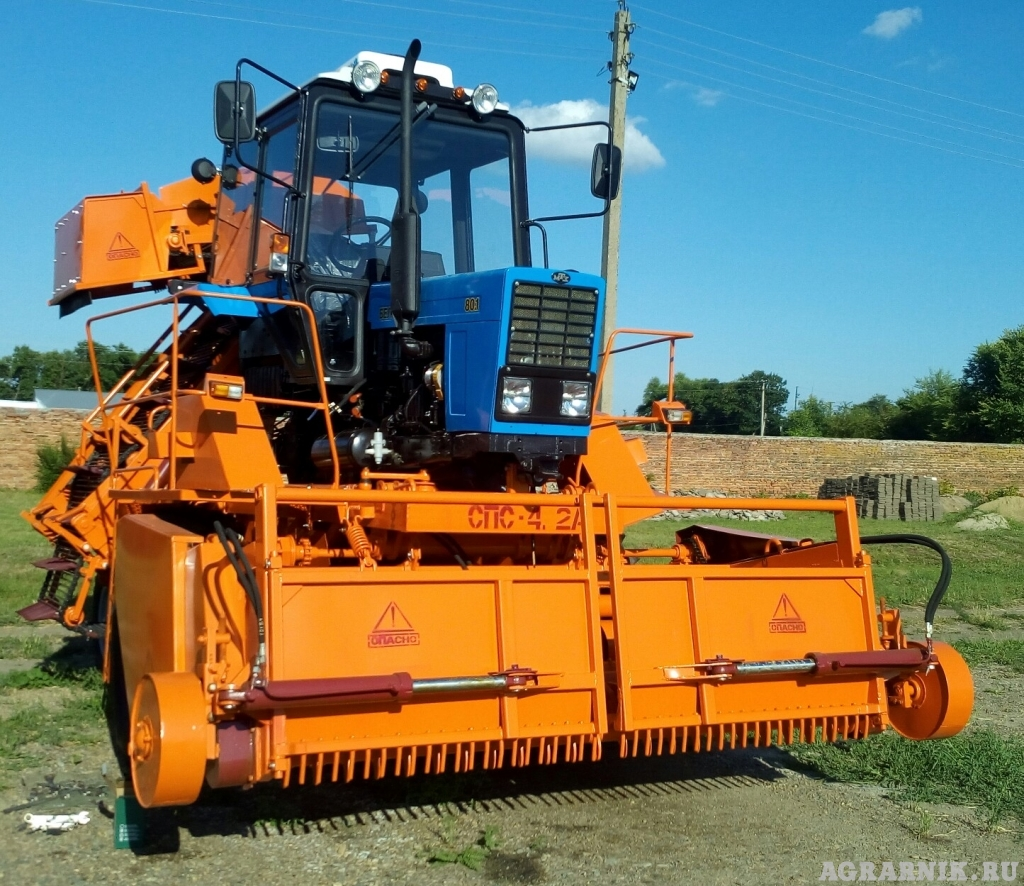 комбайн спс 4. 2. 2. спс 4. свекловичный погрузчик спс-4.