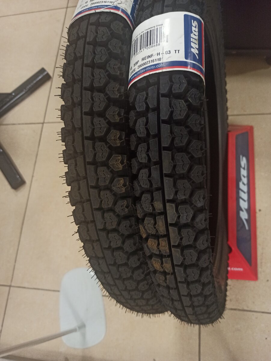 Покрышки Mitas для мотоциклов Ява