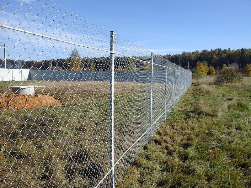 Забор из сетки рабица