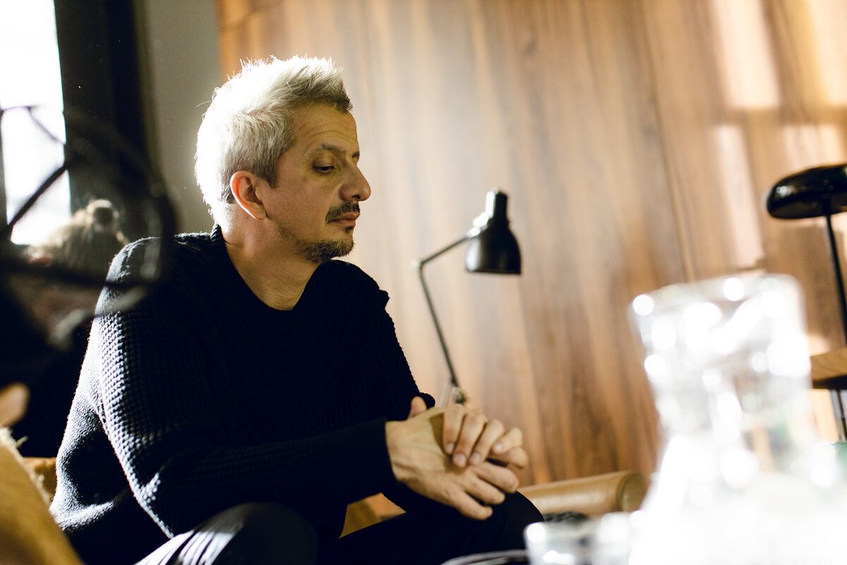 Кадр из сериала "Псих", 2020. Взято с сайта imdb.com