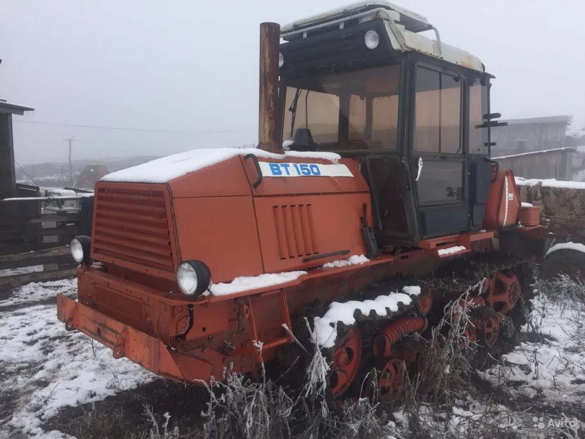 Вт 150 отзывы. Вт-150 трактор. Гусеничный трактор Вт 150. Тракторы ВТЗ вт150. Трактор Вт 150 двигатель.