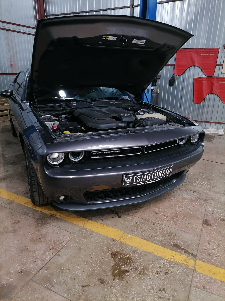 Dodge Challenger PentaStar 3.6L.