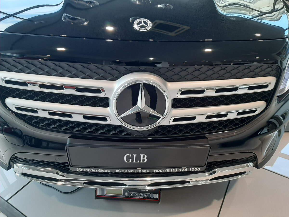 Mercedes-Benz GLB - решётка радиатора