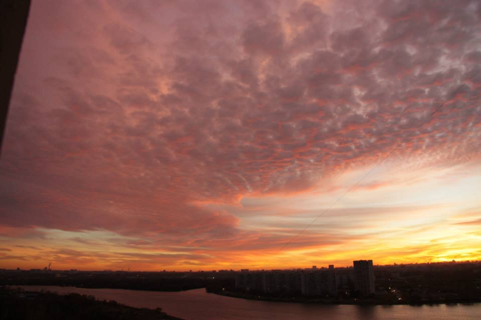 Закат из моего окна / фото из личного архива