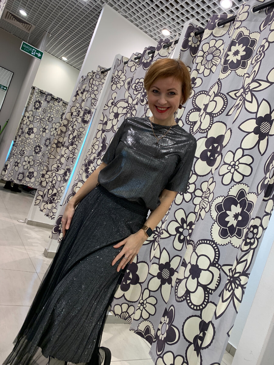  Привет🤗 Меня зовут Яна ВЕЛЬМИ. Мне 43 года и я – автор канала. Будем знакомы. Фото из архива автора 