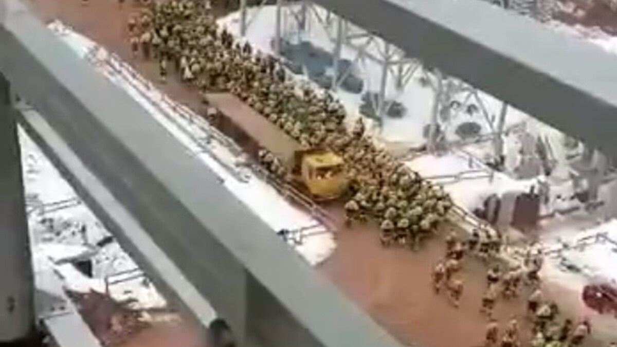 В Нижнекамске иностранные специалисты устроили бунт из-за падения курса рубля/ 