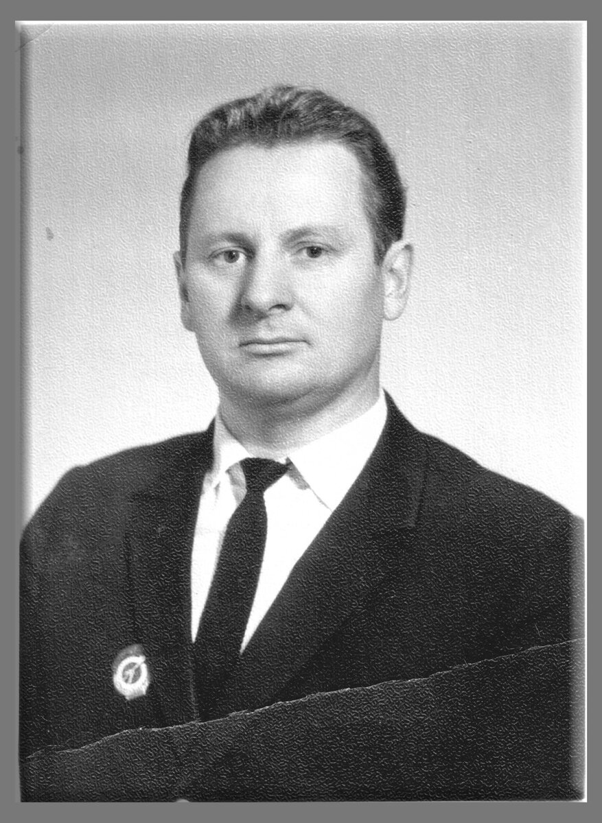 Летчик Иркутского авиаотряда А. Федяев