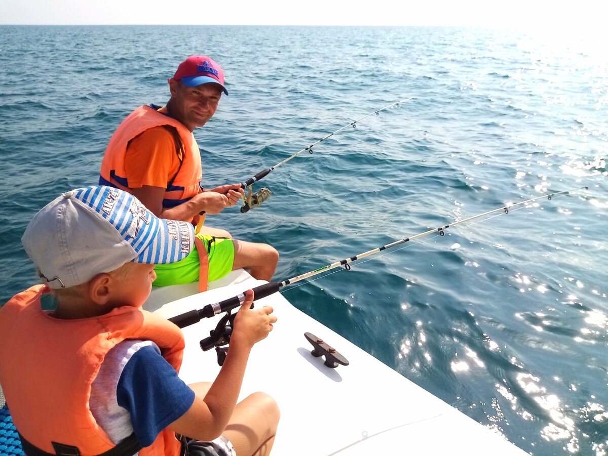 прыгнуть с пирса голым 