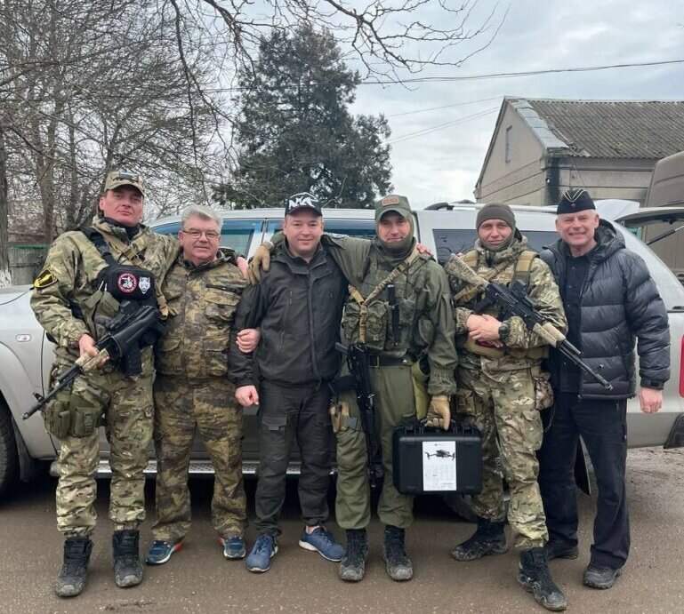    Глава Бугуруслана Дмитрий Дьяченко навестил земляков в зоне СВО Белов Михаил Александрович