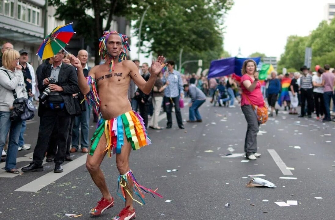    Нарышкин: здоровому человеку страшно в Европе из-за «огромного количества» извращений