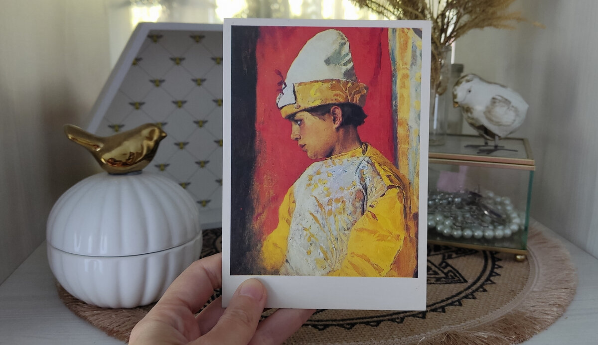 Виктор Васнецов - В костюме скомороха, 1882. 67,7 x 52,2. Государственная Третьяковская галерея 