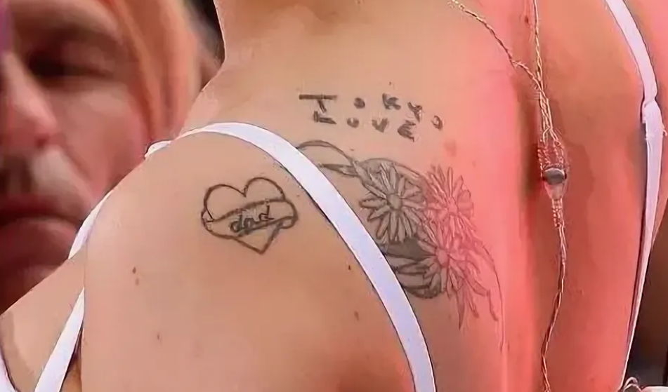 Os mostramos los nuevos y polémicos tatuajes de Lady Gaga | Tatuantes
