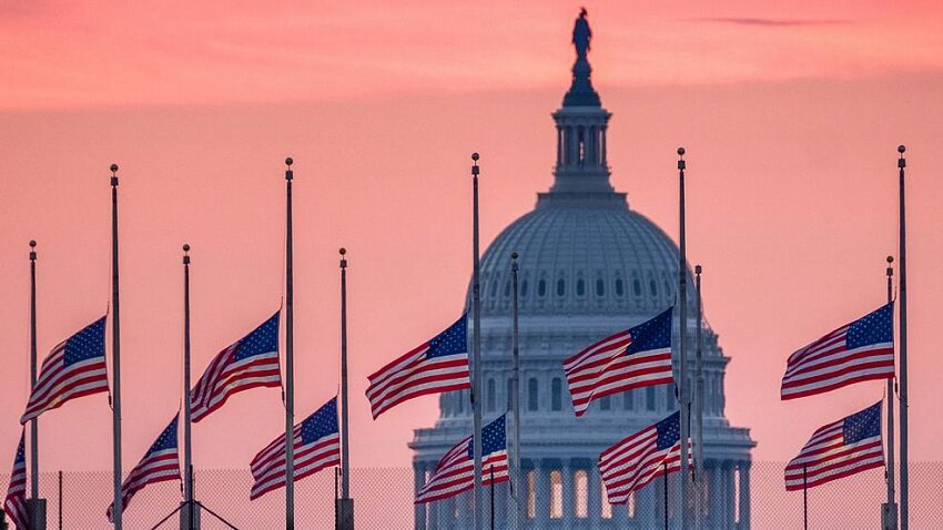 Фото: sinclairstoryline.com