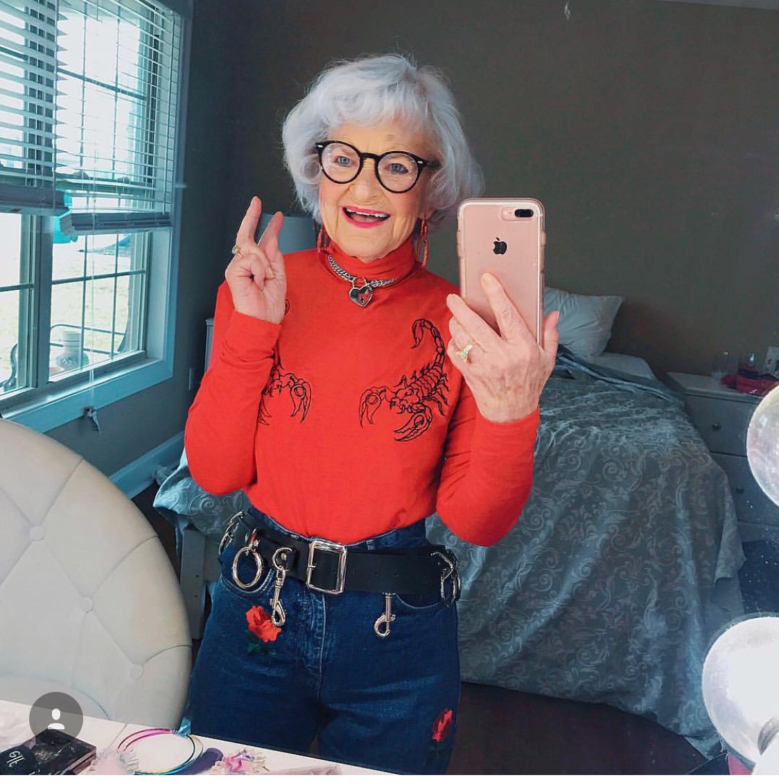 https://www.instagram.com/baddiewinkle/