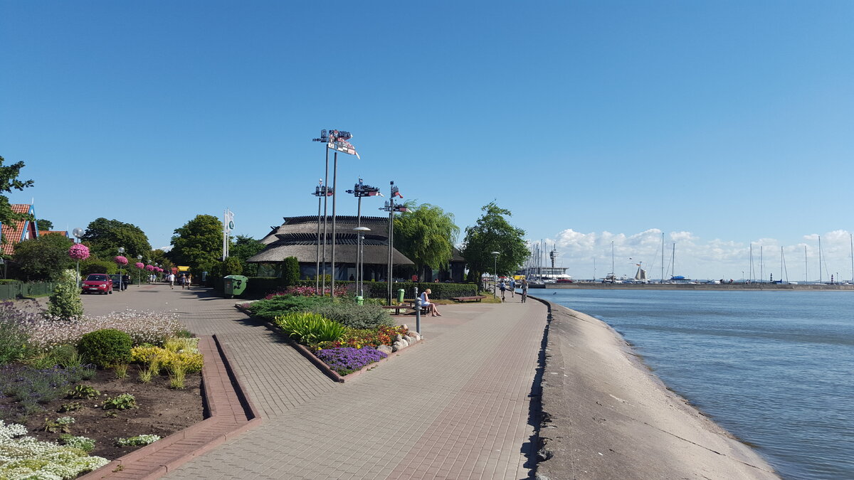 OvLGroup/Набережная в Ниде.