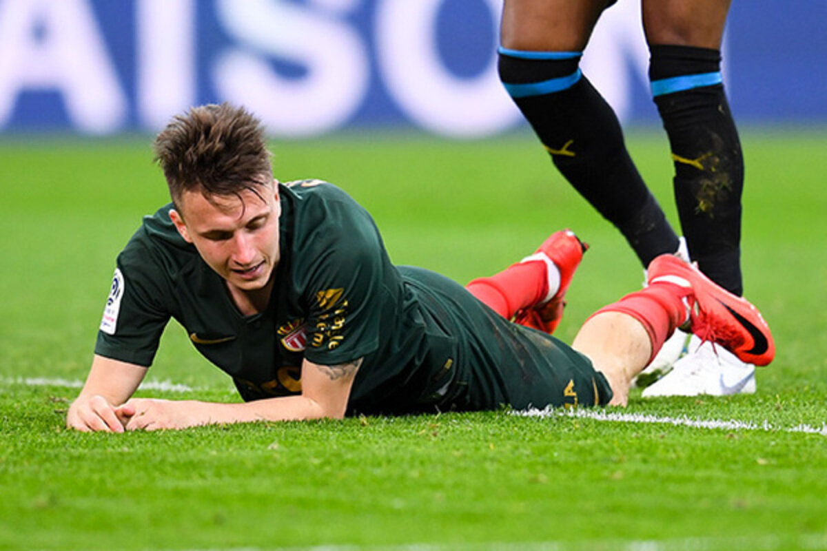 Александр Головин