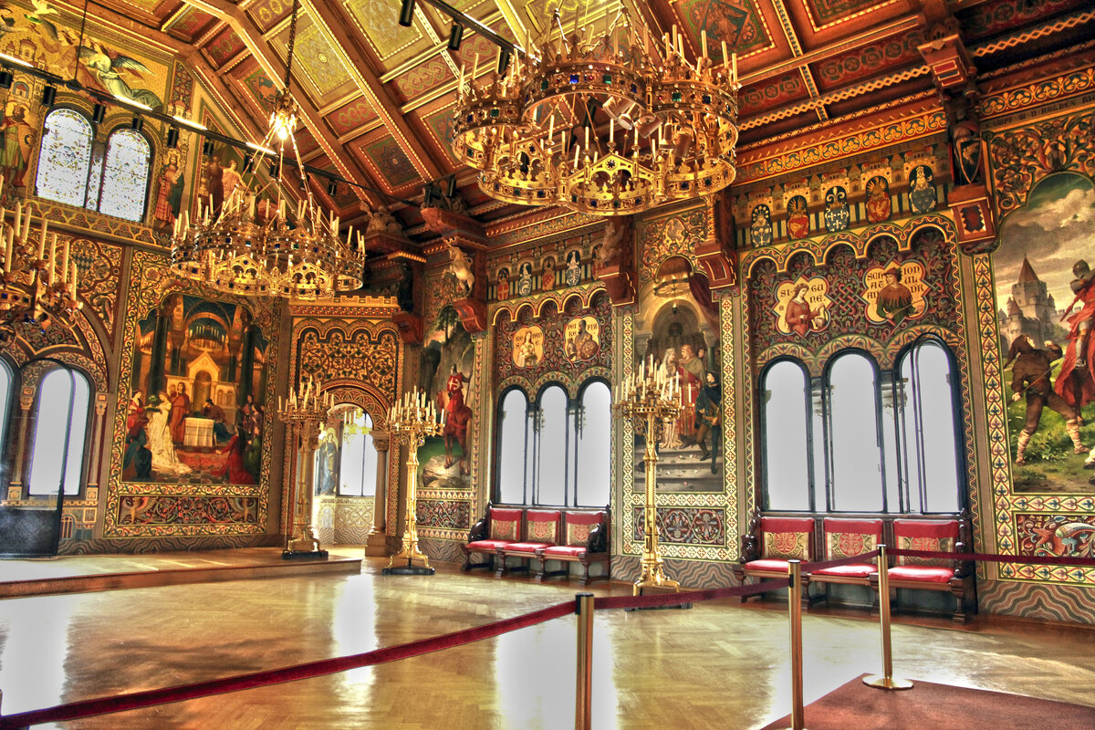 Замок Нойшванштайн, Германия