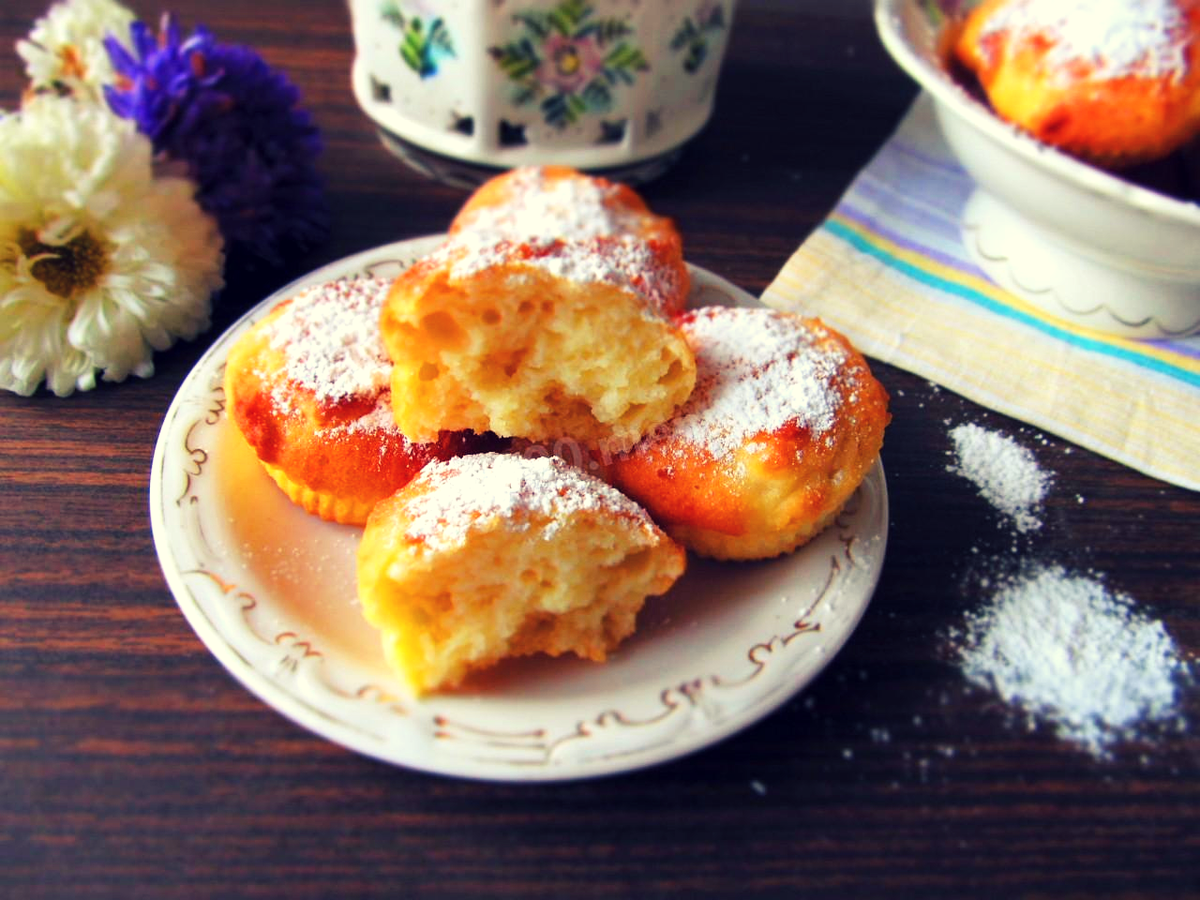 Творожный кекс рецепт в духовке. Творожный кекс. Творожные маффины. Кексы творожные в формочках. Маффины с творогом в духовке.