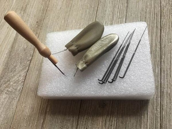 Для сухого фильцевания вам не обойтись без набора игл разной толщины 