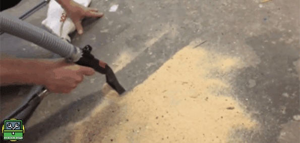 Пневматический пистолет-пылесос