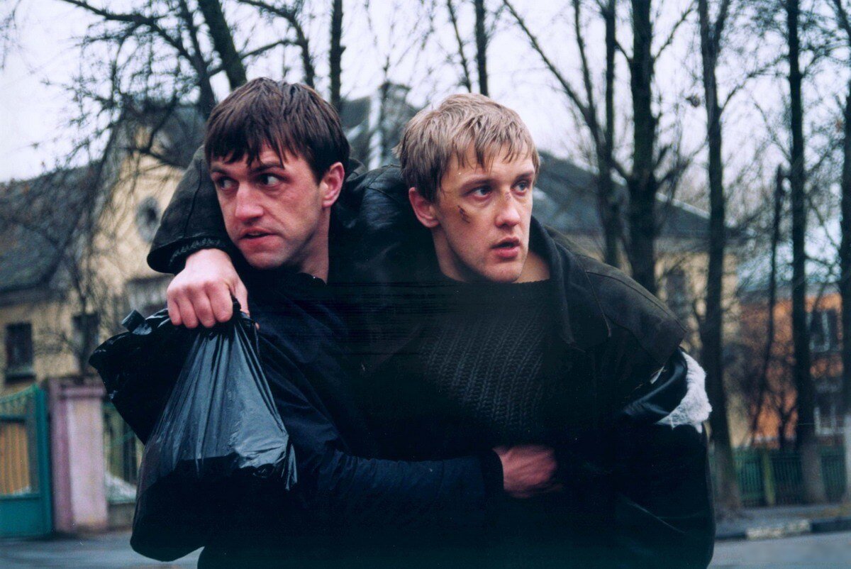 Кадр из фильма "Бумер", год-2003.