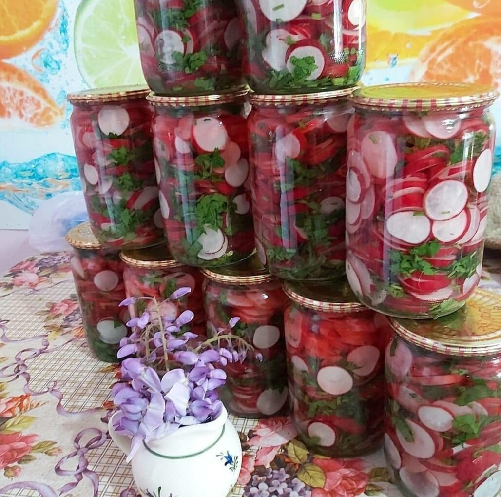 Витамины в банке