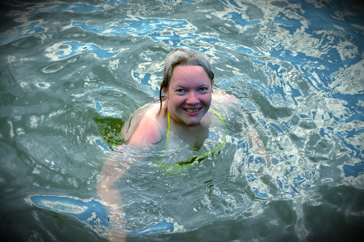 Летний привет из озера по на маршруте Сыктывкар-Соколовка. На фото автор канала