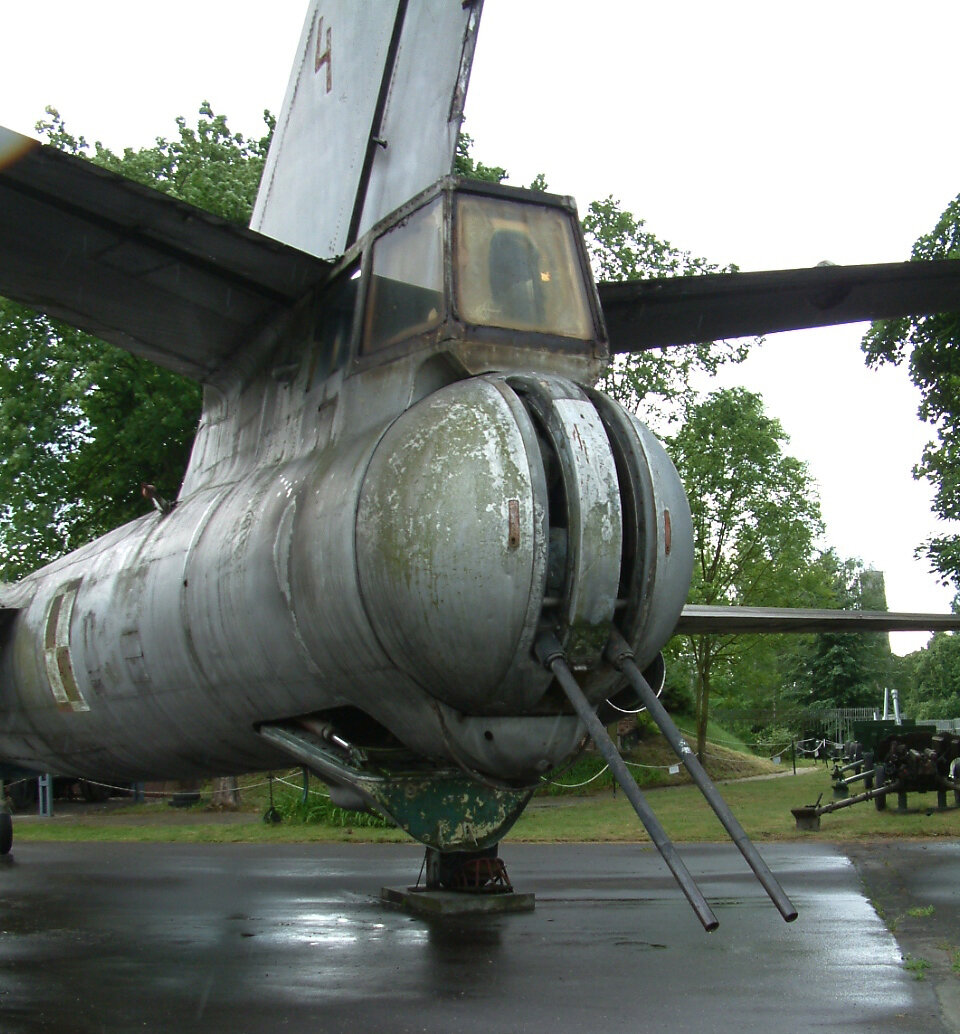Две пушки НР-23 в кормовой установке Ил-28. Источник: https://ru.wikipedia.org/