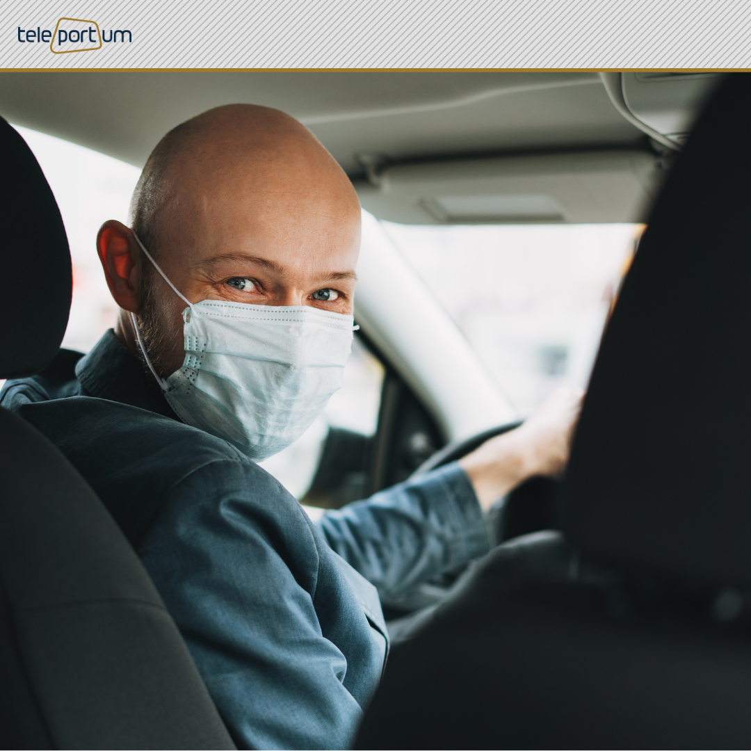 Картинка из интернета. Сделано с помощью Canva. Логотип #телепортум такси