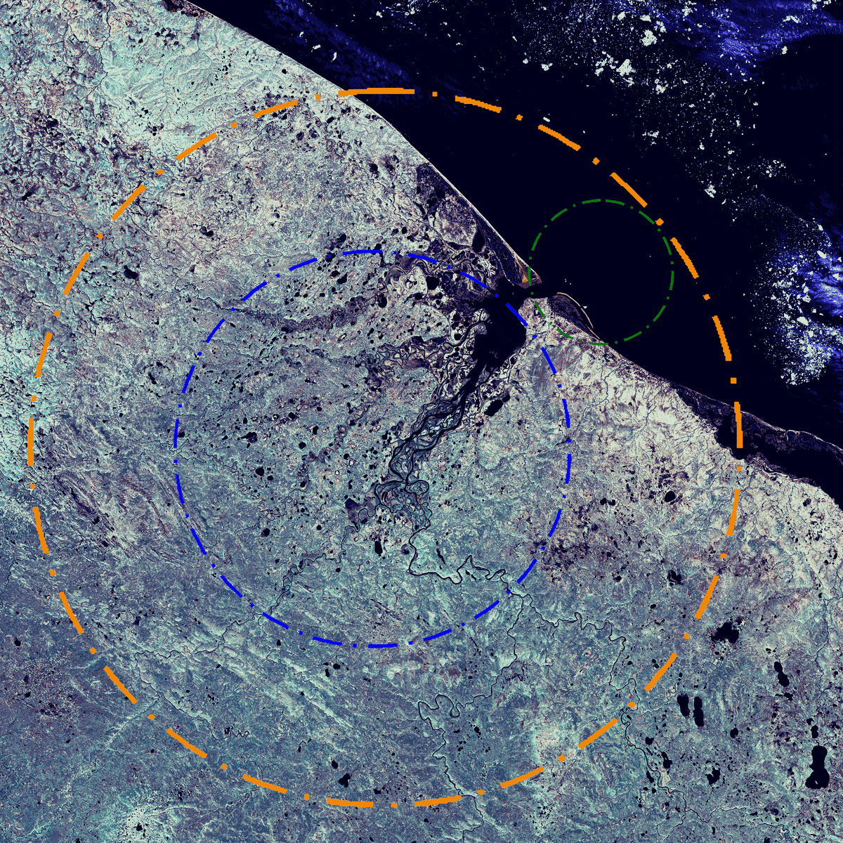 Снимок NASA. Landsat-7.  Желтый (120 км) и синий (65 км) пунктир - разные оценки диаметра кратера. Зеленый (22 км) - еще один кратер неизвестного (пока что) происхождения. 