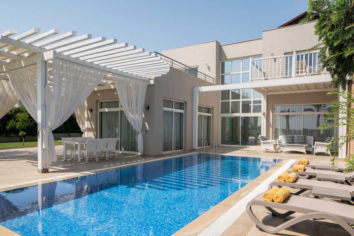 Presidential Villa | Papillon Ayscha