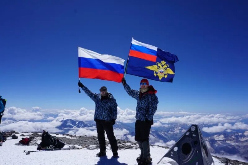 Государственный флаг России#Россия #флаг #триколор 