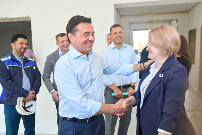    Губернатор. Общение с представителями колледжа и двух школ в Дмитровском округе ©Дмитрий Белицкий Пресс-служба Губернатора и Правительства Московской области