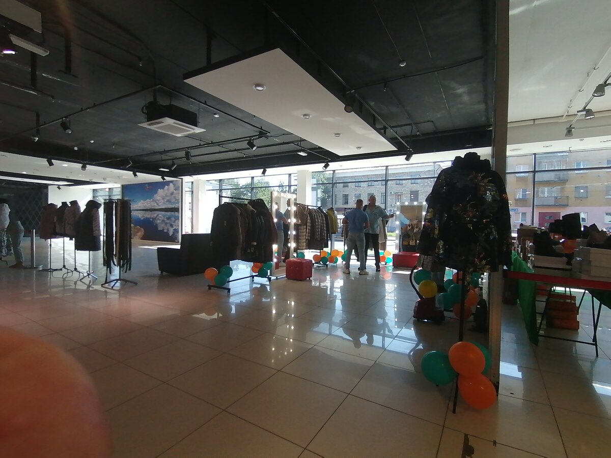    Незаконная пристройка в столице Карелии продолжает обогащать своих владельцевМаксим Берштейн