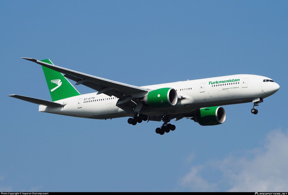 Boeing 777-22KLR авиакомпании Turkmenistan Airlines в Бангкоке