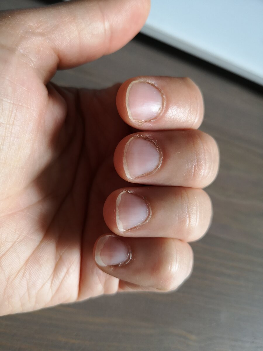 короче, в последние пару недель некогда было сделать маникюр
