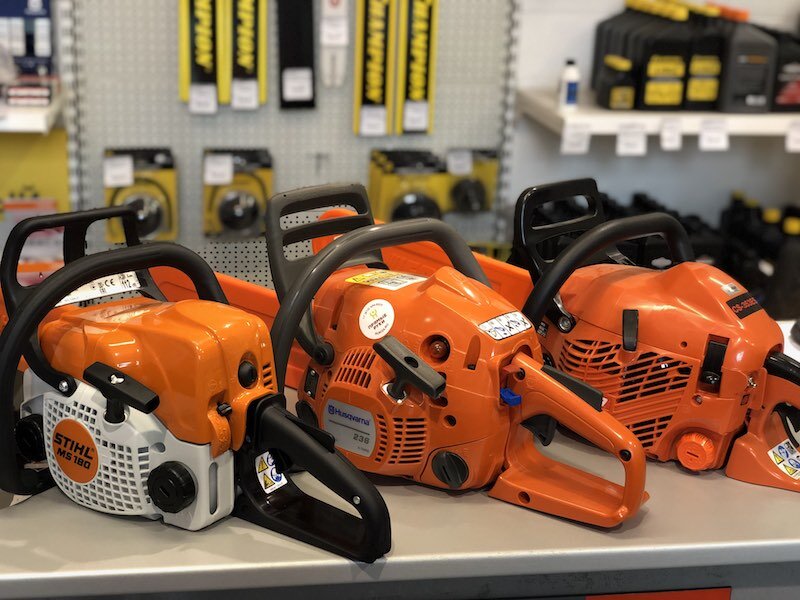 Лидеры среди бытовых бензопил: Stihl, Husqvarna, Echo