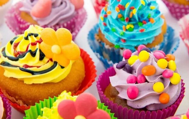 Мир вкусных удовольствий так и манит. Однако почему одни могут контролировать тягу к перееданию, а другие нет? 