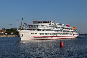 Теплоход "Александр Суворов". Фото из открытых источников