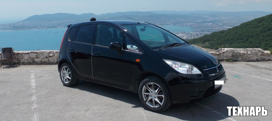 2009 год выпуска, японская модификация (есть европеец), вариатор, эур, кондиционер, электропакет. Стандартный набор.