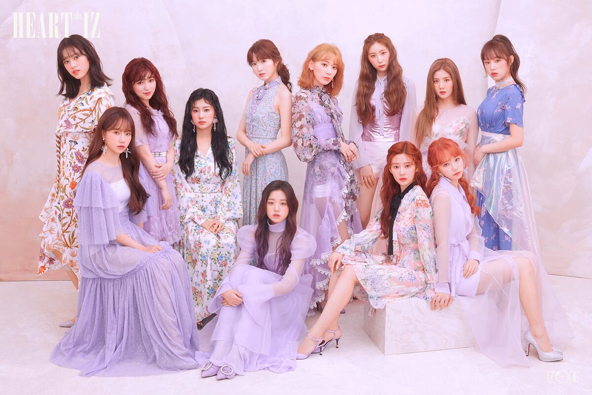 Группа Izone. Twice группа корейская. Izone kpop. Группа Izone участницы.