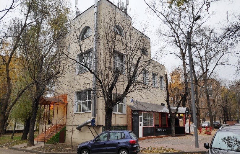 Постройка во дворе незадолго до сноса... Фото с сайта mos.ru