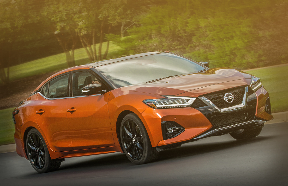 Auto Nissan Maxima 2020