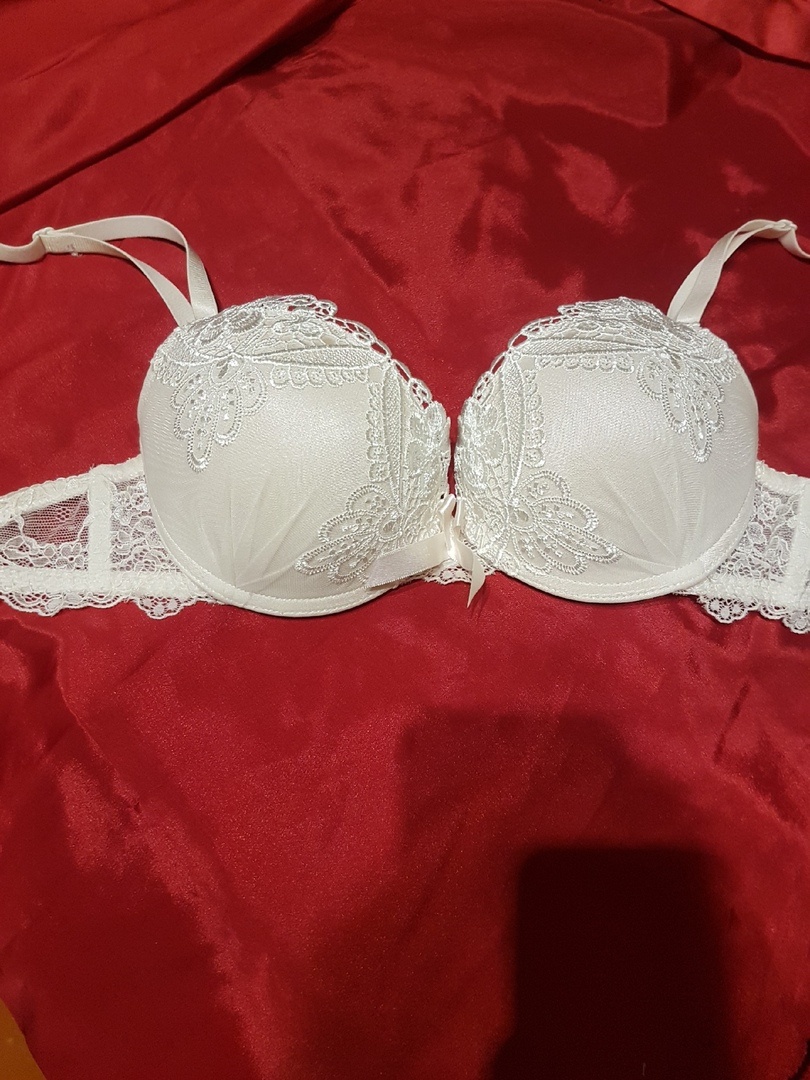 Бюстгальтер комплекта