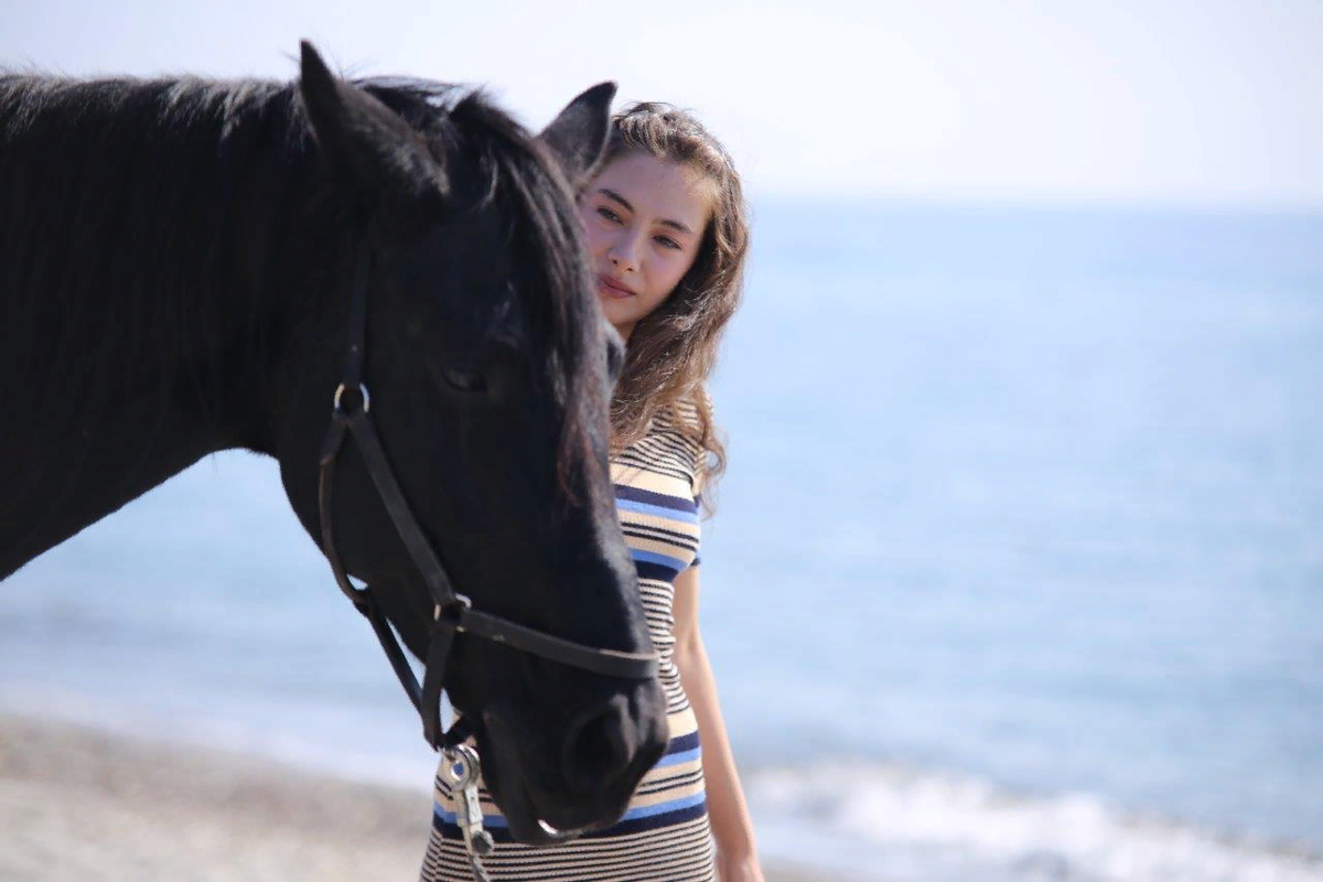 Промо к  1 серии   Дочь посла