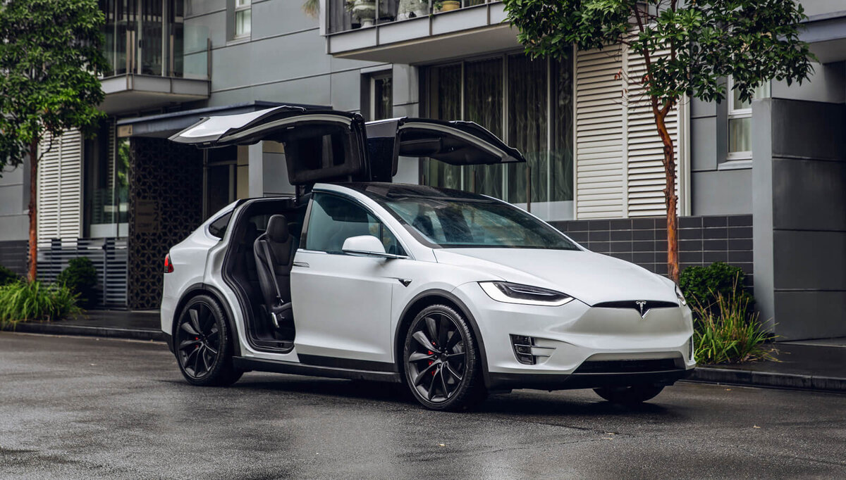 В Model X 3 ряда сидений
