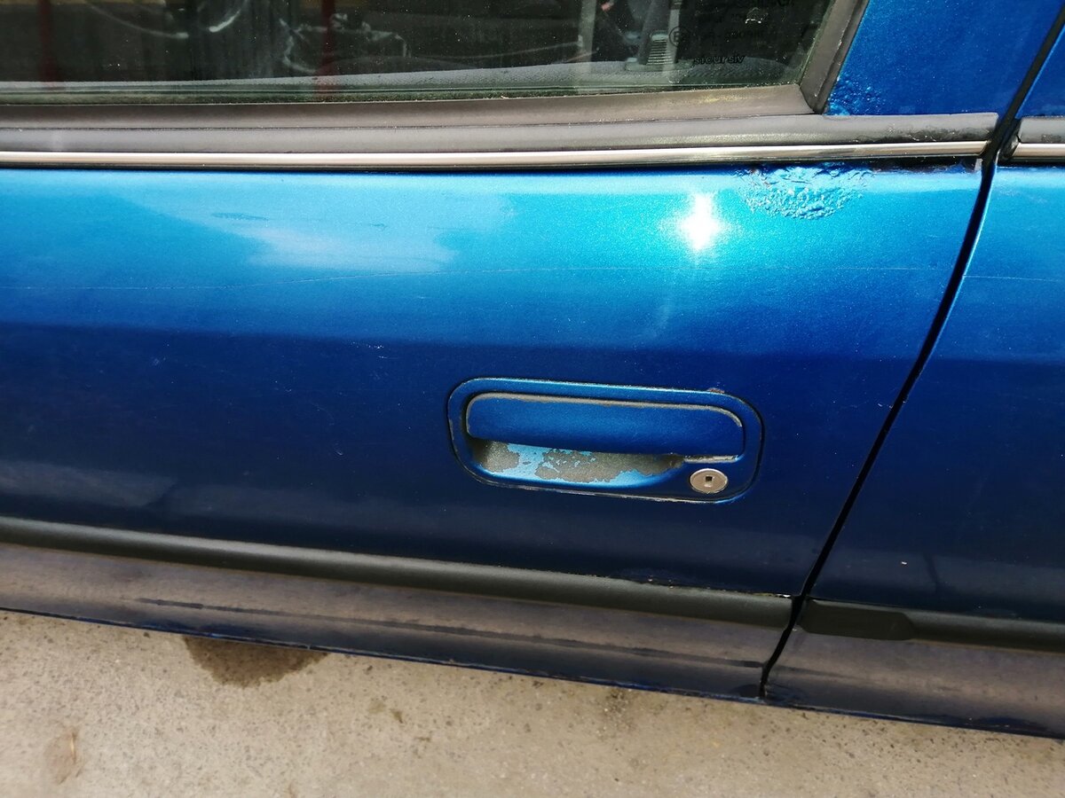 Вот что бывает, когда покупаешь грязную машину в темное время суток, теперь думаю, что с ней делать